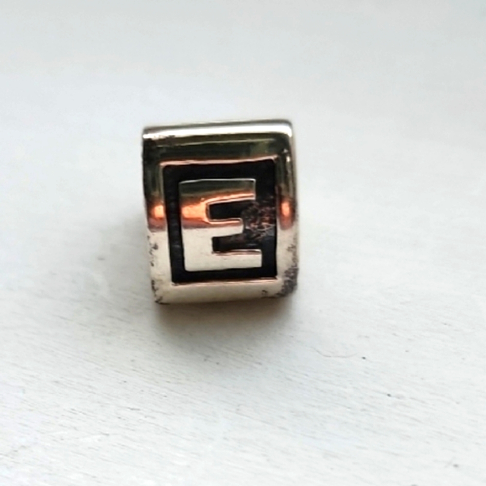 Panfora Letter E Charm